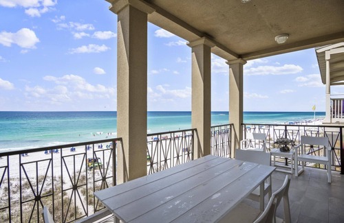 Delos House | Book Now for a Fall Stay! Frangista Beach! Private Pool! 5 Adult Bikes!