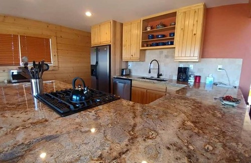 Pagosa Springs House | Book now for hunting and ski seasons. Huge mountain views!