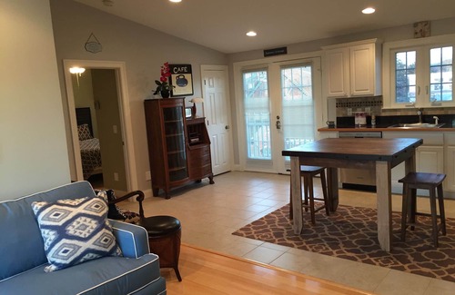 Misquamicut Condo | Book now for Summer 2025! Great Location! Beach Parking Pass!