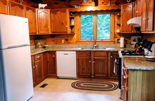Dryden Cabin | Book now Oct Foliage, Fishing lakeside 3 level log cabin: sleeps 8, 3bed 2bath