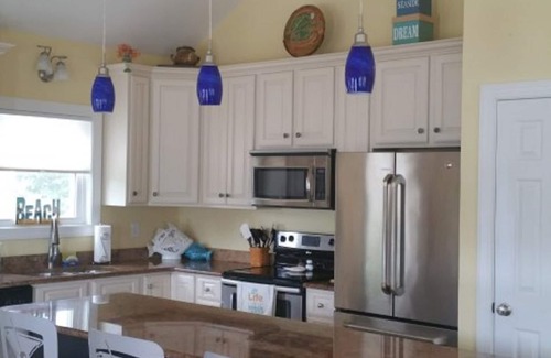 Nags Head House | Book now to enjoy the beautiful Fall in OBX
