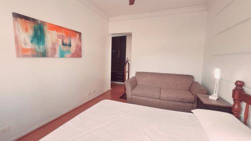 Gonzaga Apartment | Book Santos SaintClaude 100 metros quadrados no Coração de Santos