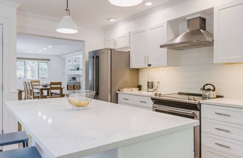 East Hampton House | Book your cozy Holiday East Hampton Getaway -Peloton Bike