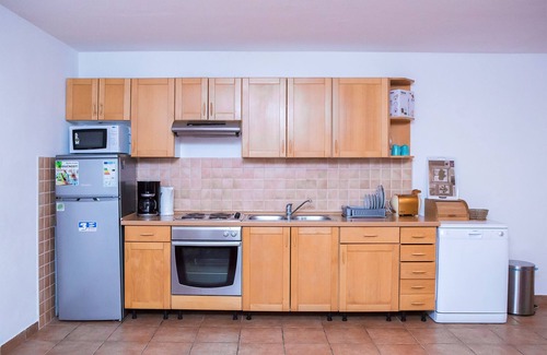 Seget Donji House | Book your holidays in typical Dalmatian Stone House for 10 Persons