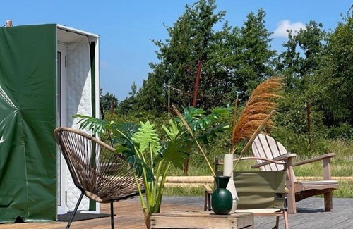 Zuid-Beijerland House | Book your own mini Dome on an island now! In the middle of nature.