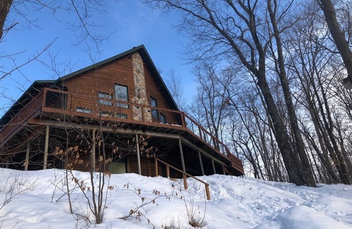 Cumberland House | Book your summer get-a-away! ON Sand Lake