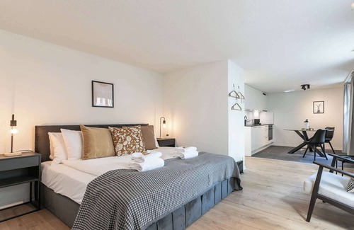 St. Gallen House | book2stay 1.5-room apartment #3 Hirschberg up to 2 people
