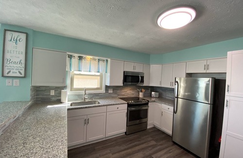 Kill Devil Hills Condo | Booking 2025! Stay at Lucky Break-on the beach & fully renovated!