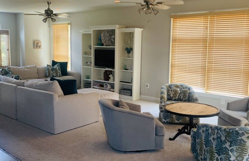 Tilghman House | BOOKING FALL & WINTER-ACT NOW FOR BEST AVAILABILITY!