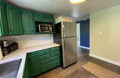 Lake View House | ~Booking for Bills Season~ 3B 2BATH Wanakah Heights Lakeside Home