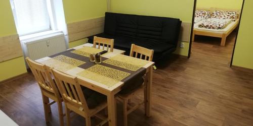 Decin Apartment | Booking Tržní