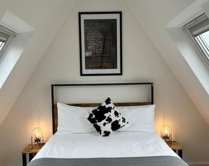Pattiswick Apartment | Booking Urban at Stisted