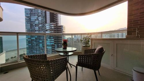 Pompeia Apartment | BookSantos - Estanconfor 2110 - Premium com Vista para o Mar