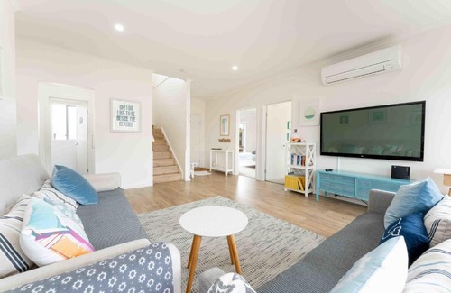 Port Elliot House | Boomer Beach Retreat- Pet and Family Friendly