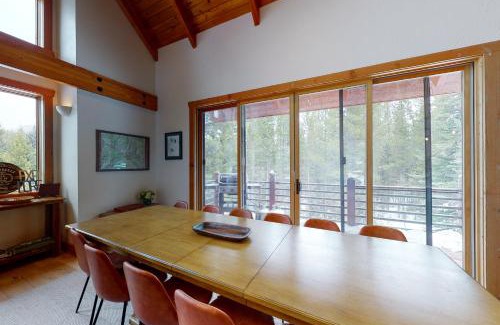 Big Sky Ski Chalet | Boondoggle Basin