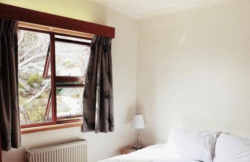 Perisher Valley Cabin | Boonoona Ski Lodge Perisher Valley