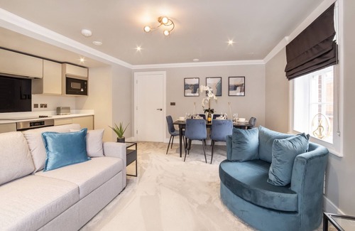 Bootham Cottage | Bootham House Apartment 7 - sleeps 6 guests in 2 bedrooms