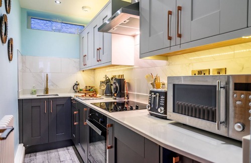 Bootham Apartment | Bootham in Style - a couples retreat that sleeps 3 guests in 1 bedroom