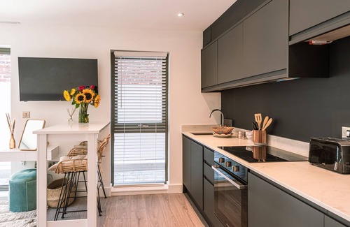Bootham Apartment | Bootham Row Hideaway - a couples retreat that sleeps 2 guests in 1 studio