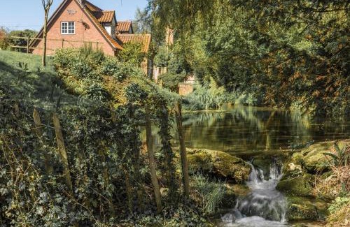 Spilsby House | Boothby Cottage