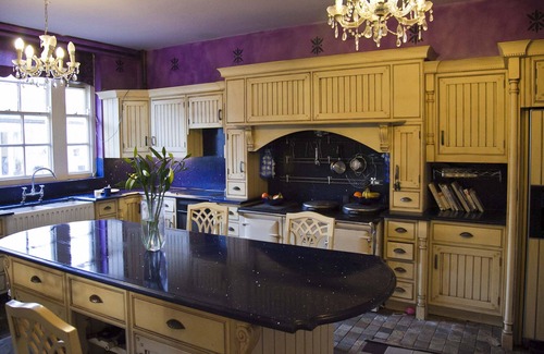 Ashby Woulds House | BOOTHORPE HALL, pet friendly, luxury holiday cottage in Woodville