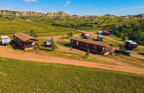Medora Cabin | Boots Hunter Cabin Medora ND 2 BR 1 B Sleeps 6