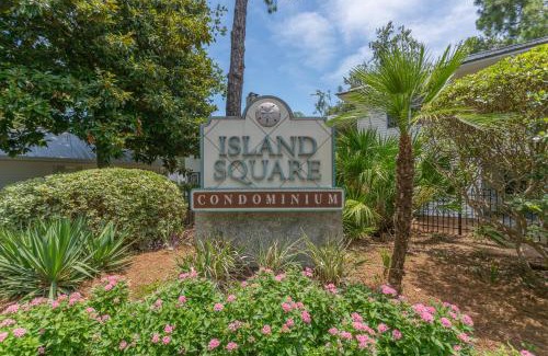 Saint Simons Heights House | Boozie's Bungalow