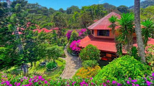 Los Naranjos Hotel | Boquete Garden Inn