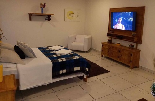 Sao Bento do Sapucai Apartment | Bora Bora Accommodation - Master Suite