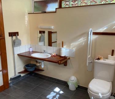 Bora Bora Hotel | BORA BORA HOLIDAY'S LODGE