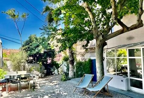 Bompard Apartment | Bord de mer, magnifique appartement de 150m2 avec jardin