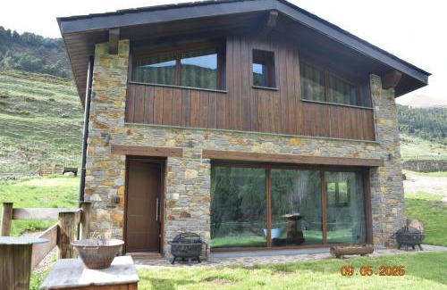 Soldeu House | Borda Martí 2, Chalet de montaña en la Vall d'Incles HUT1-08521