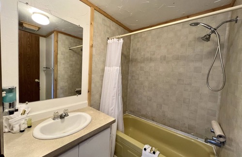 White Pine County Hotel | Border Inn Casino
