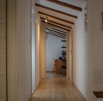 Slap House | Borea Rooms - Sobe Budanje