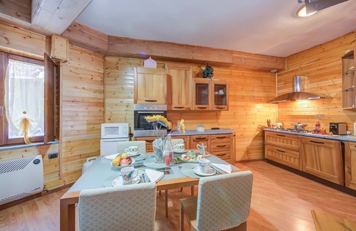 Borgata Sestriere Apartment | Borgata Family Studio Ski In Ski Out 300m, Sestriere, Italy