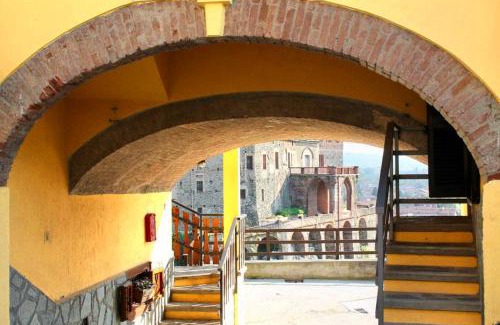 Villar Dora Apartment | BORGHETTO STORICO - Fronte Castello