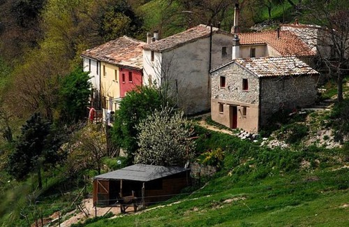 Avacelli Bed & Breakfast | Borgo Bonaventura Parco Frasassi