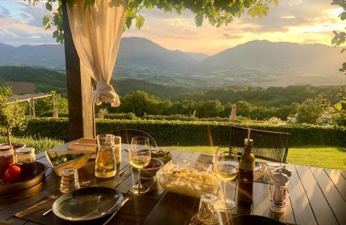 Castelraimondo Bed & Breakfast | Borgo Crispiero