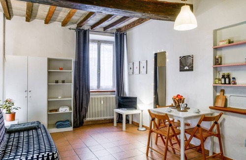 Parma City Centre Apartment | Borgo della Posta Studio in the Center