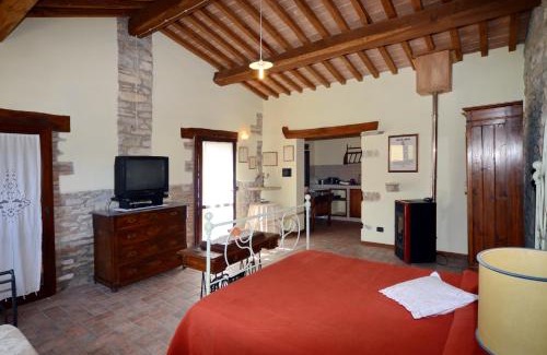 Pietralunga House | Borgo Di Cortolla