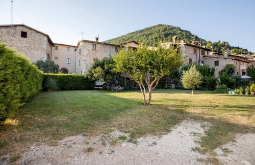 Gubbio Apartment | Borgo di Santa Lucia-with parking and garden! x6