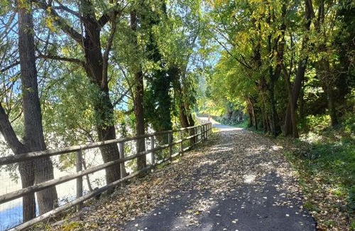 Campolongo Sul Brenta Bed & Breakfast | Borgo Lungofiume B&B