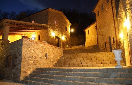 Macerata Feltria House | Borgo Storico Cisterna