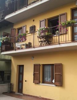 Roe Apartment | Borgo Volciano Garda Lake APP1
