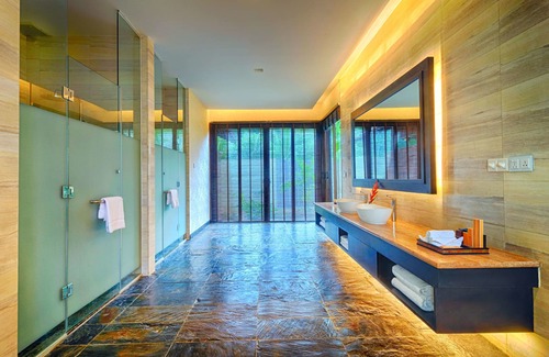 Tiga Island Resort | Borneo Eagle Resort