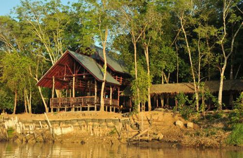 Kampung Bilit Cabin | Borneo Natural Sukau Bilit Resort