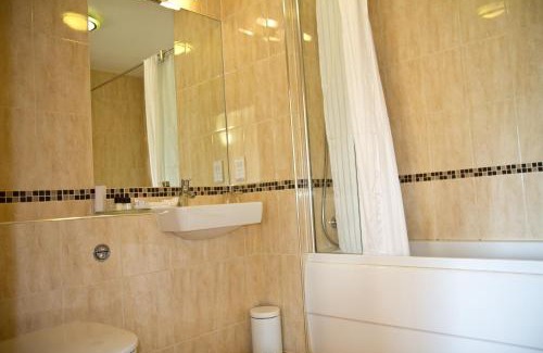 Borrowdale Hotel | Borrowdale Gates Hotel