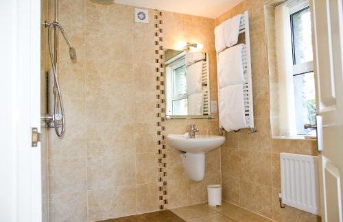 Borrowdale Hotel | Borrowdale Gates Hotel