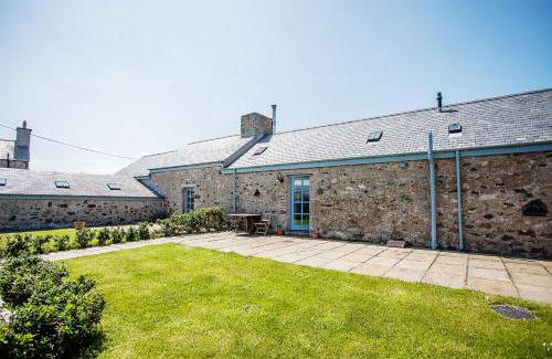 Llanfaethlu House | Borthwen Bach