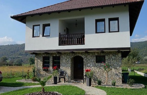 Bihac Villa | Bosanska kuća Emina